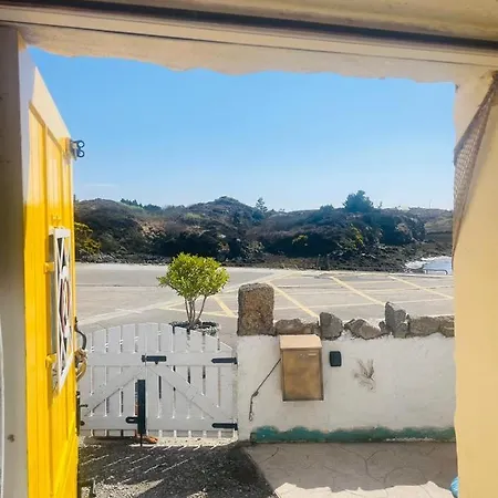 아파트 The Old Boathouse At Harbour *