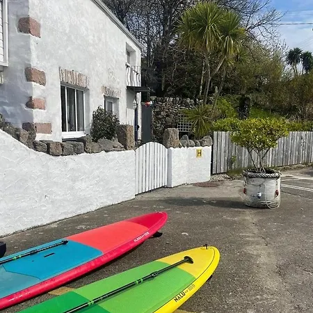 The Old Boathouse At Harbour Apartment