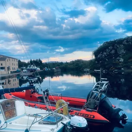 アパート The Old Boathouse At Harbour *
